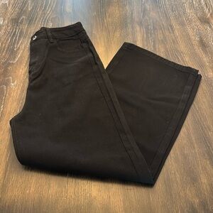BLACK WIDE LEG JEANS SIZE MEDIUM
